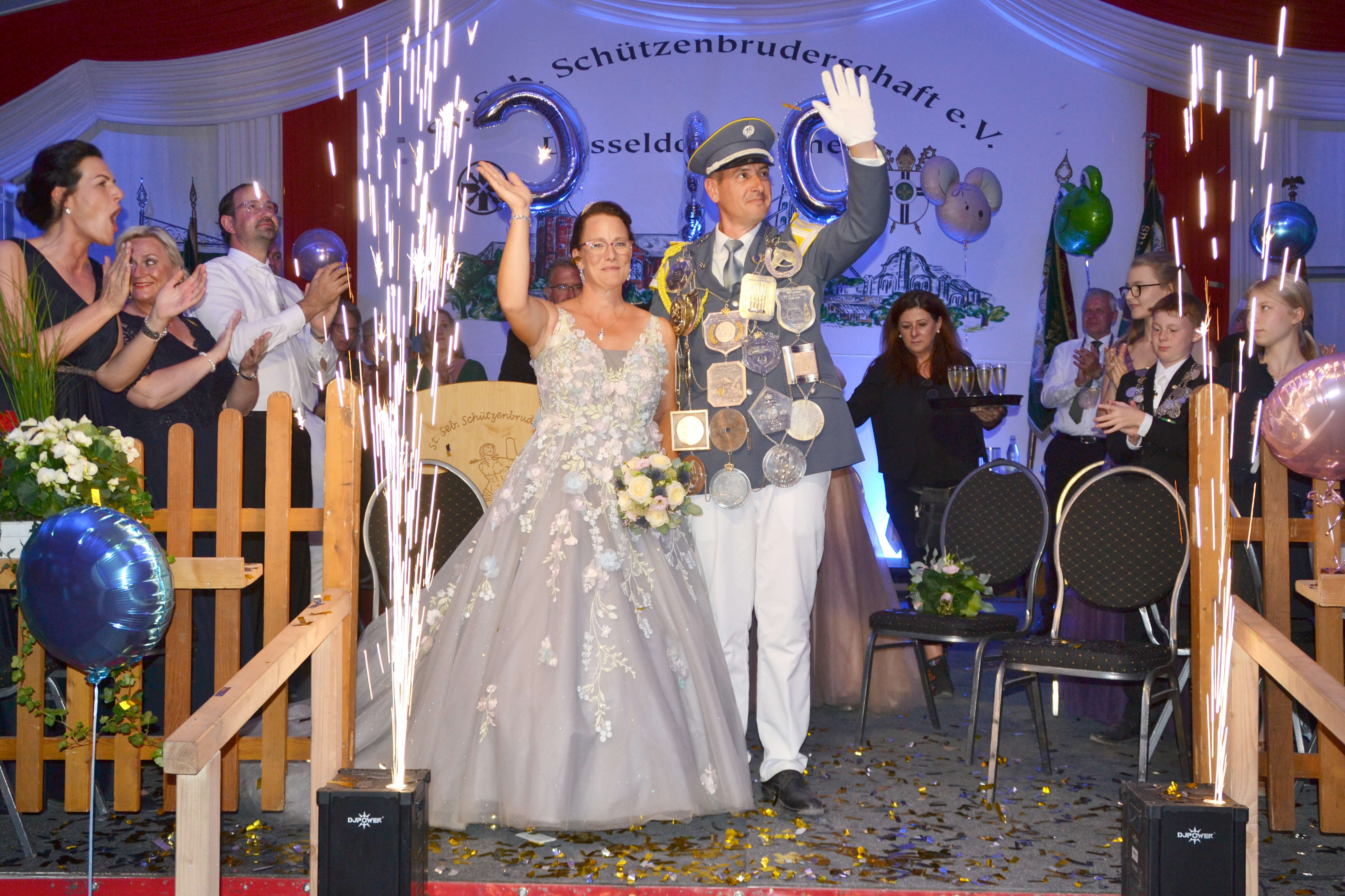 Christiane und Daniel Heidkamp sind das Regimentskönigspaar 2025/2026 der Sankt-Sebastianus-Schützenbruderschaft Düsseldorf Flehe e.V.
